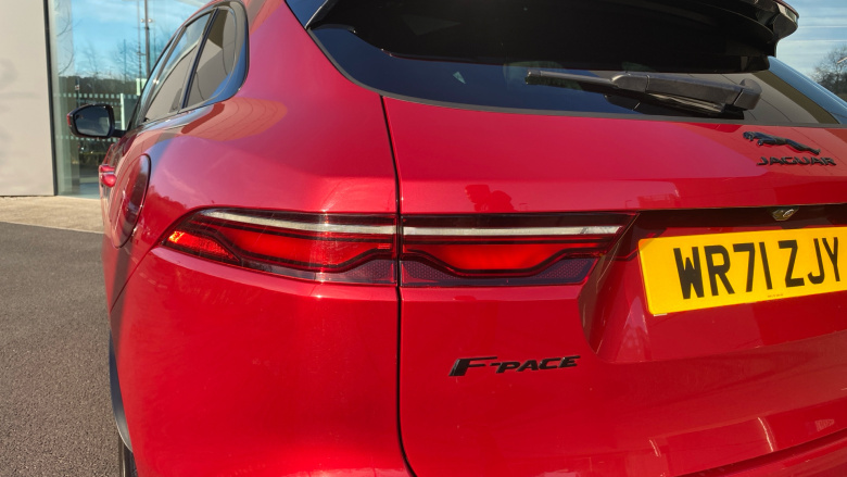 Jaguar F-Pace 2.0 P400e R-Dynamic SE 5dr Auto AWD Estate